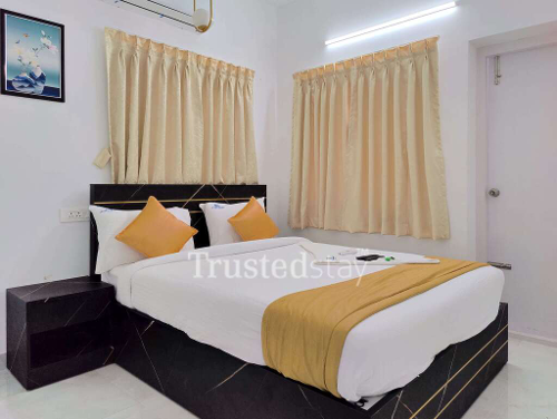 Bedroom one of Pontmain TrustedStay Service Apartment in Mugalivakkam, Chennai